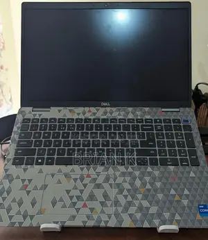 Laptop Dell Precision 3570 16GB Intel Core i7 SSD 512GB