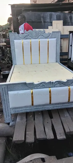 Bed 4by6 Terrazzo in Stickers