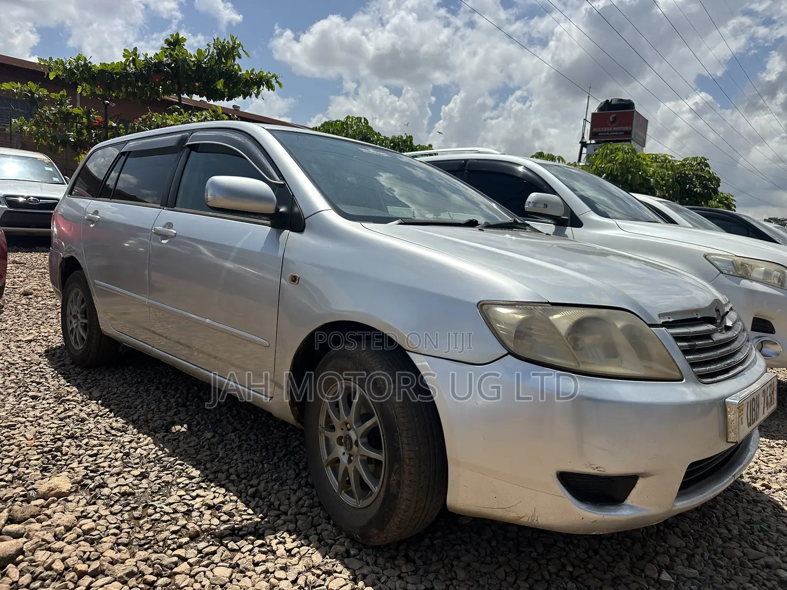 Toyota Corolla Fielder 1.5 Petrol FWD 2006 Silver