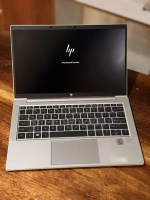 Laptop HP EliteBook 830 G7 8GB Intel Core i5 SSD 256GB
