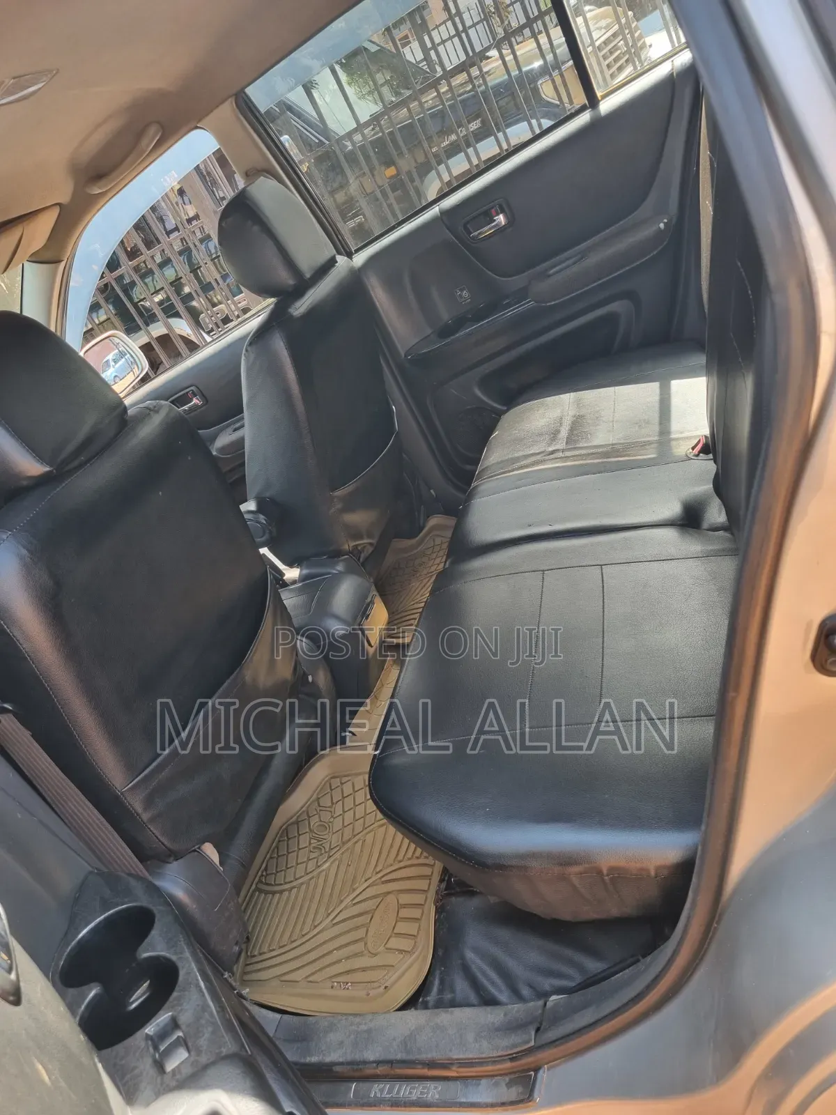 Toyota Kluger 2004 Silver
