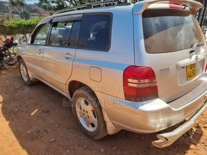 Toyota Kluger 2004 Silver