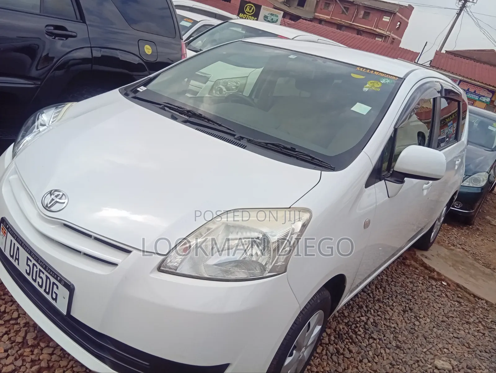 Toyota Passo Sette 1.5 AWD 2012 White