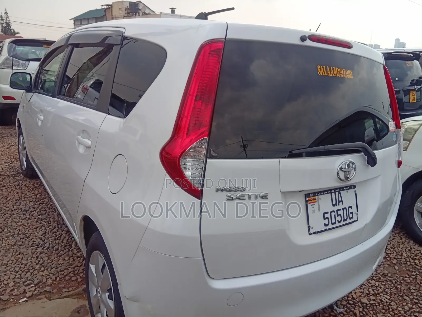Toyota Passo Sette 1.5 AWD 2012 White