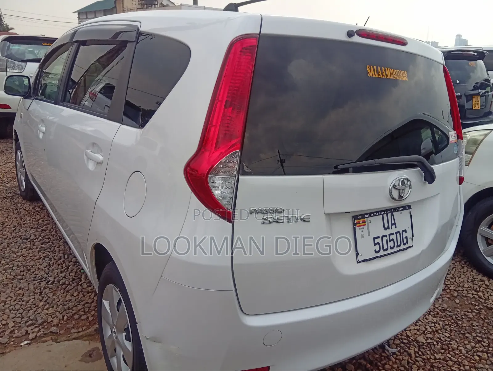Toyota Passo Sette 1.5 AWD 2012 White