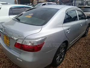 Toyota Premio 2010 Silver