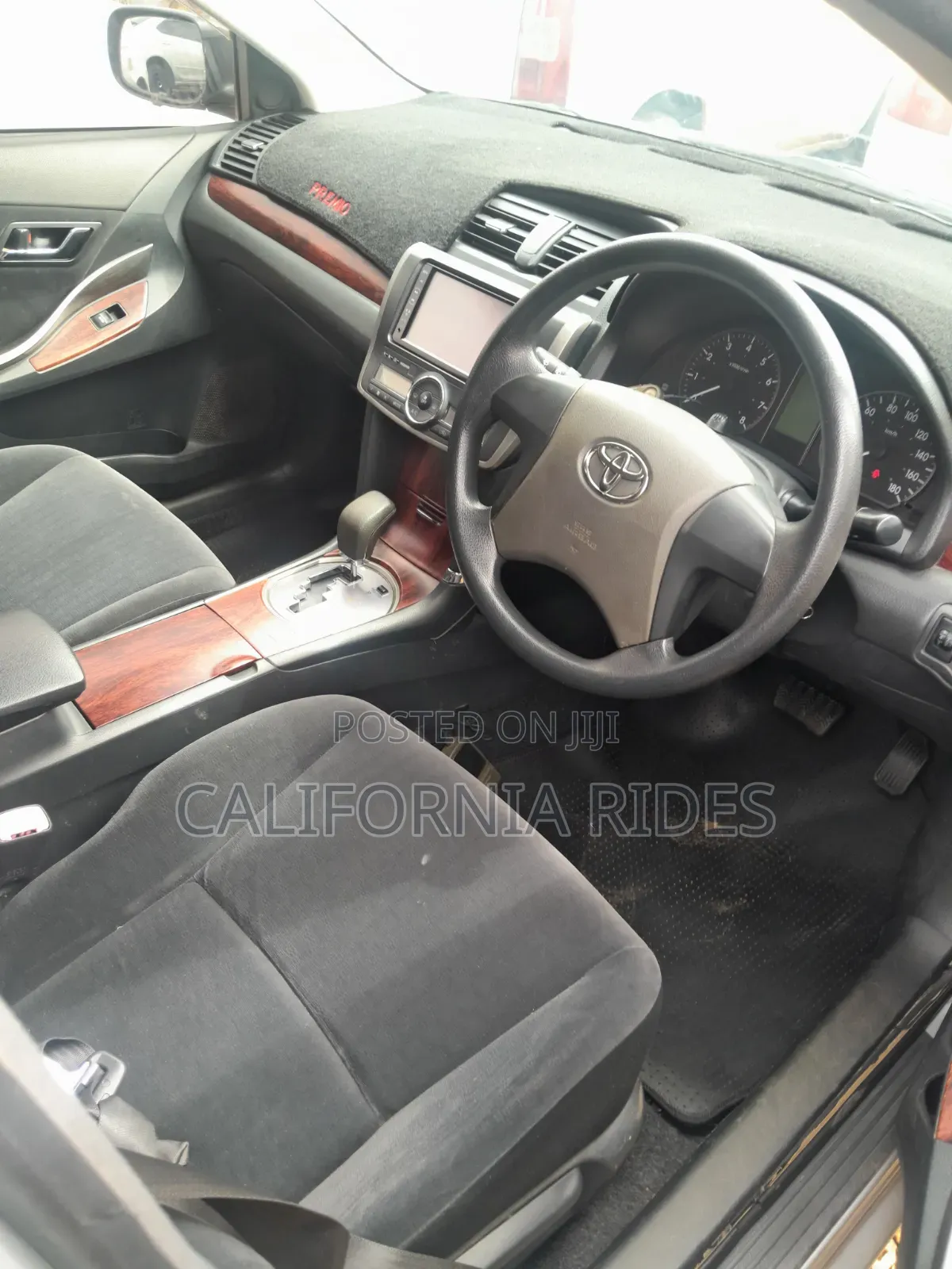 Toyota Premio 2010 Silver