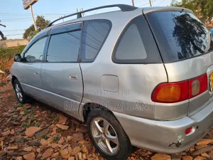Toyota Ipsum 1999 Silver