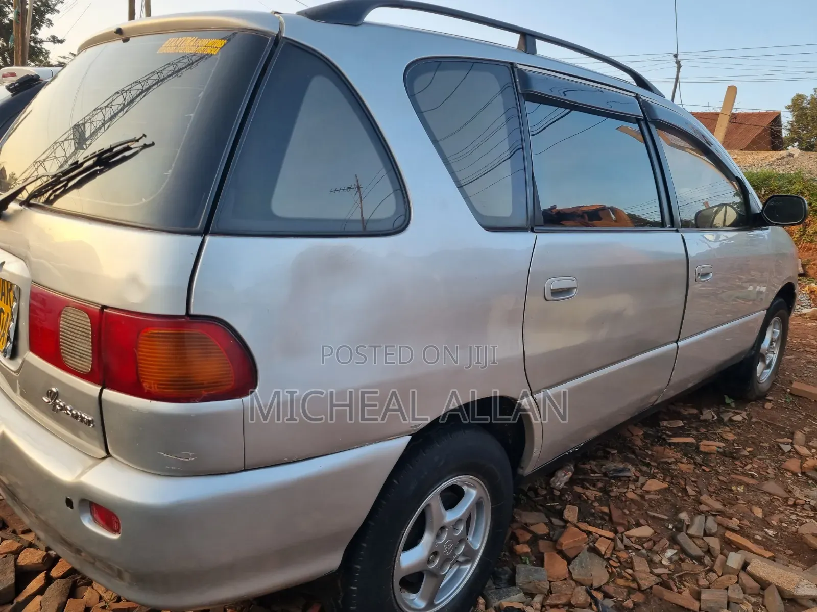 Toyota Ipsum 1999 Silver