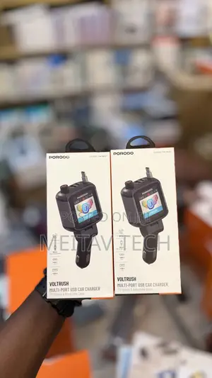 Car Charger With TFT Display Recractable Cable