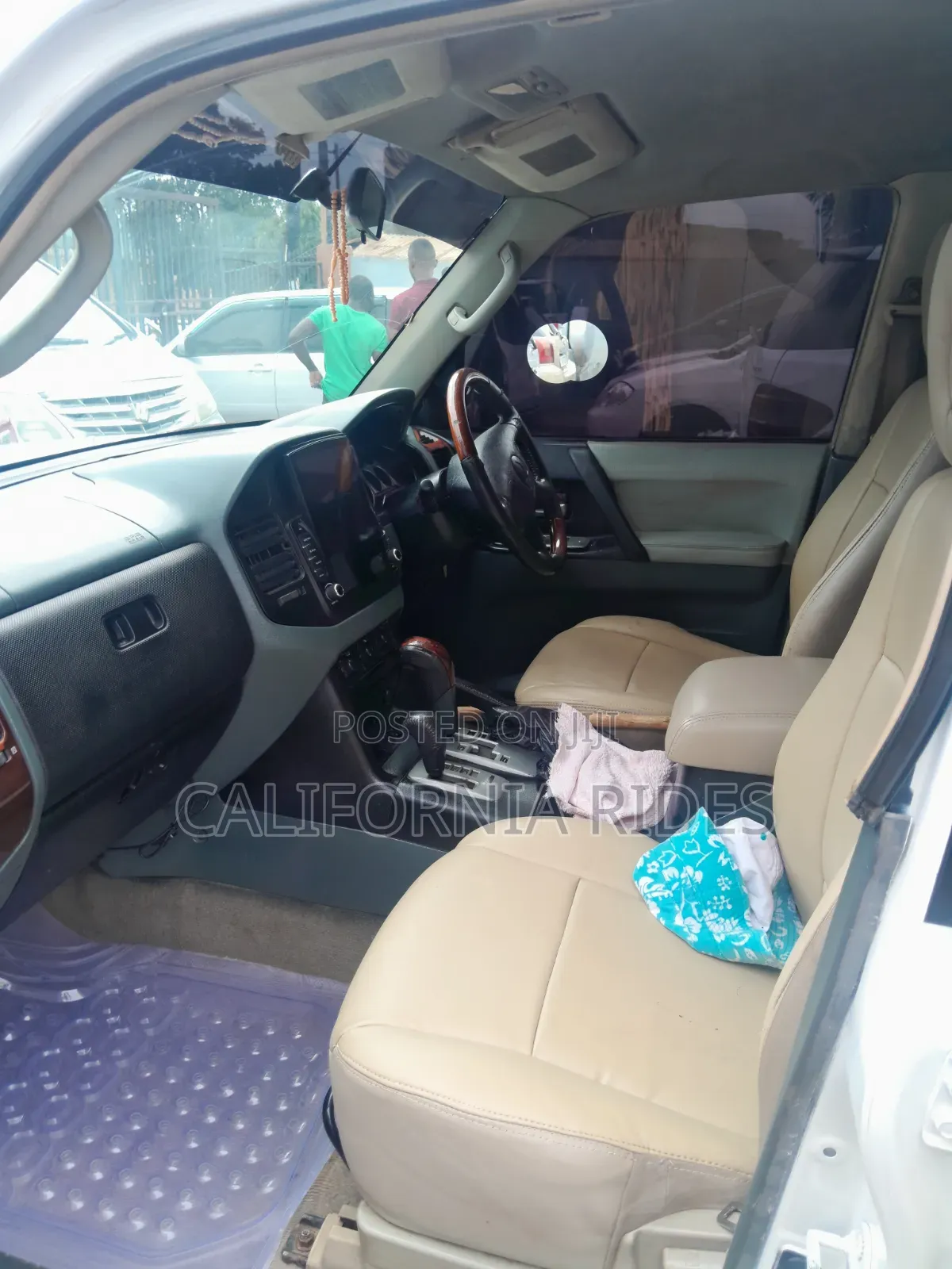 Mitsubishi Pajero 2004 White