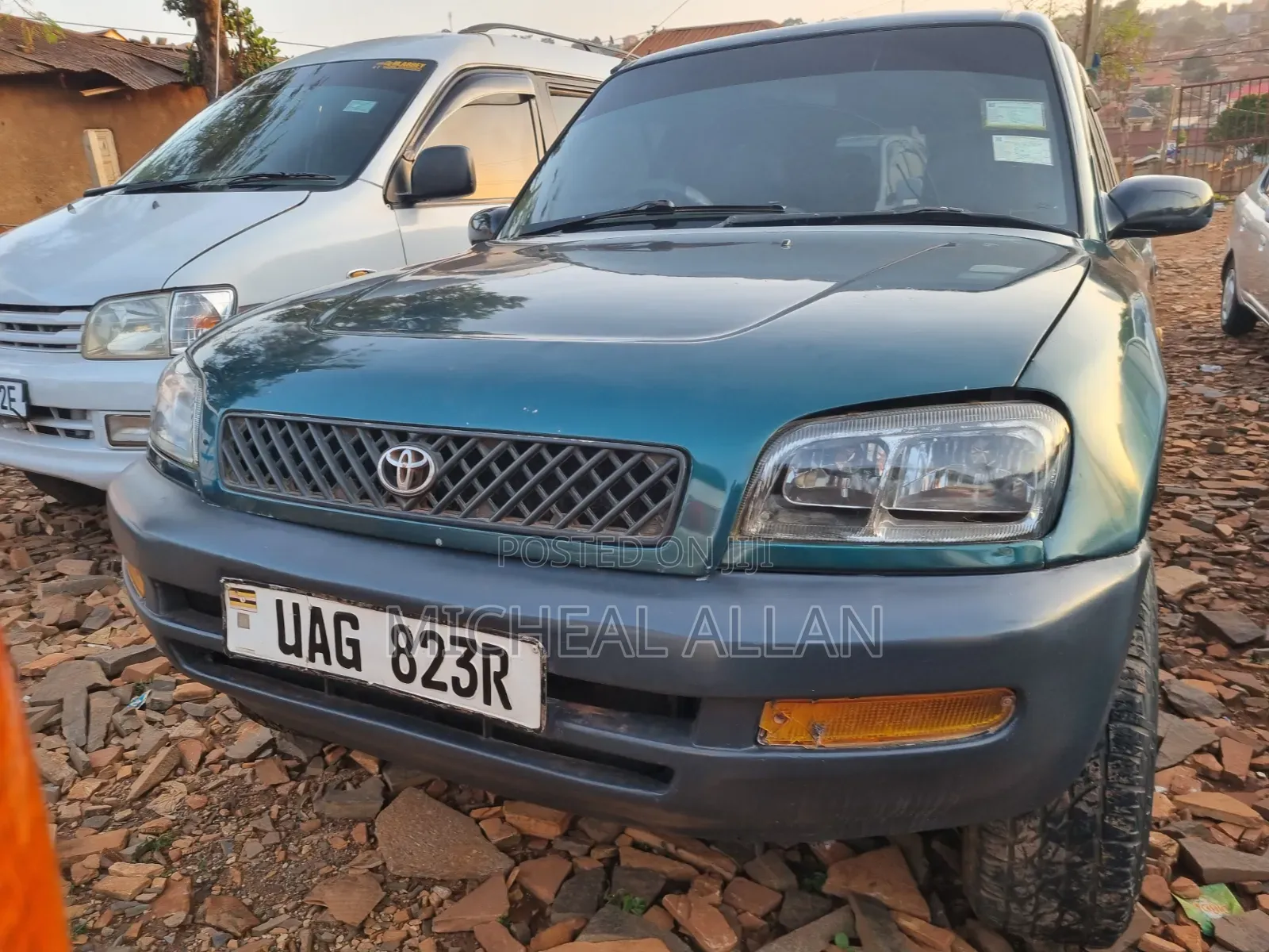 Toyota RAV4 Automatic 2000 Green