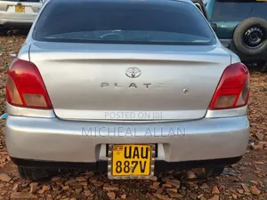 Toyota Platz 2000 Silver