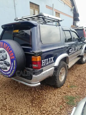 Toyota Hilux Surf 2002 Blue