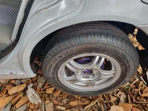 Toyota Corona Premio 2000 Silver