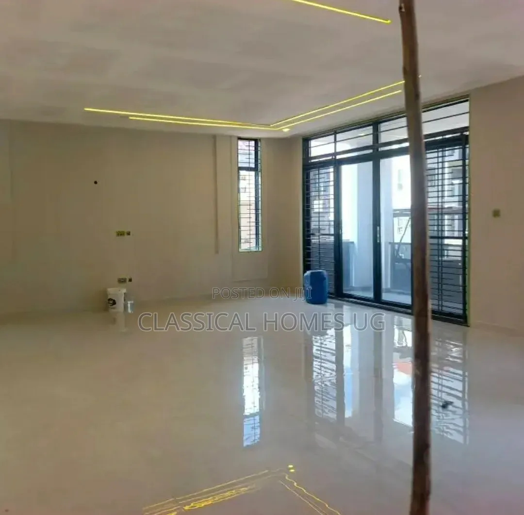 5bdrm Duplex in Lubowa Entebbe Road, Central Division for rent