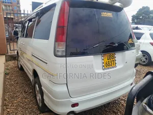 Toyota Noah 2003 White
