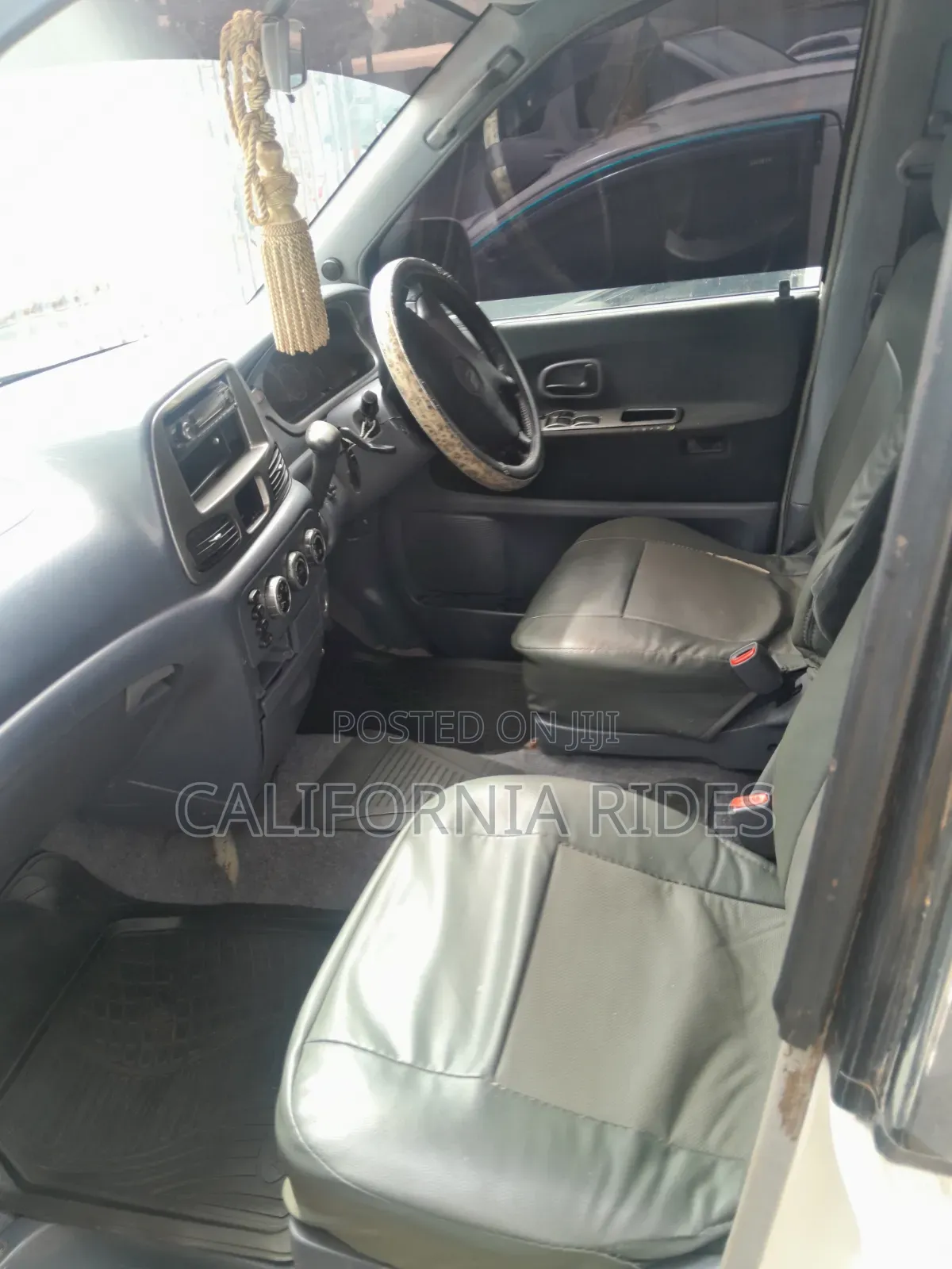 Toyota Noah 2003 White