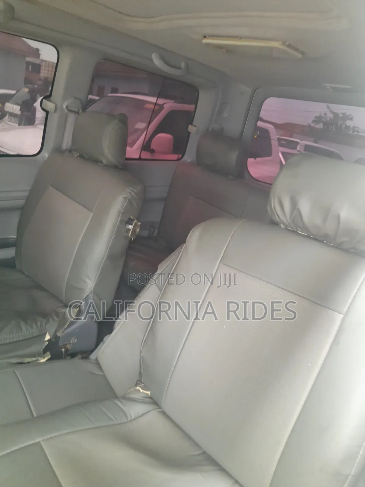 Toyota Noah 2003 White
