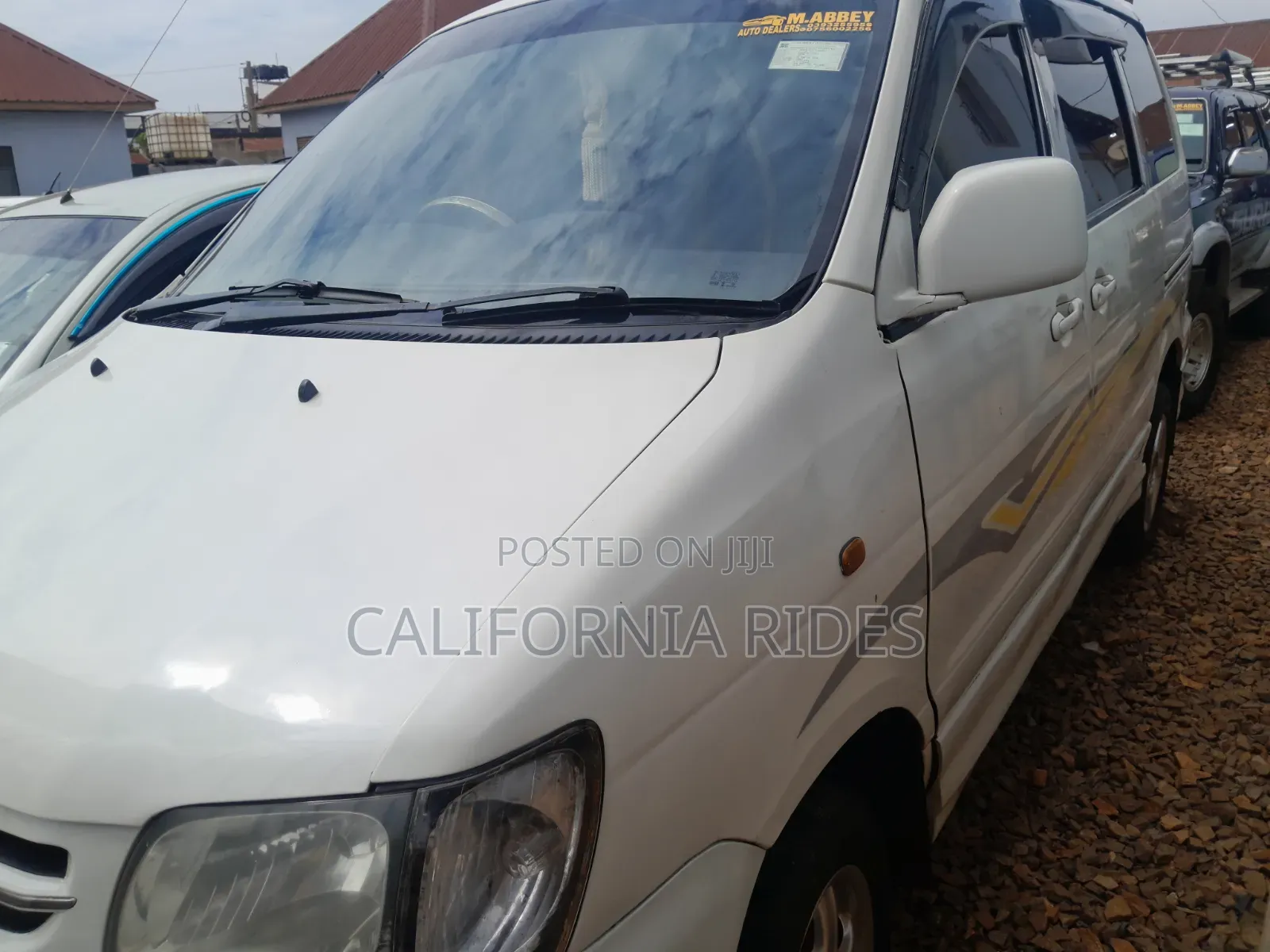 Toyota Noah 2003 White