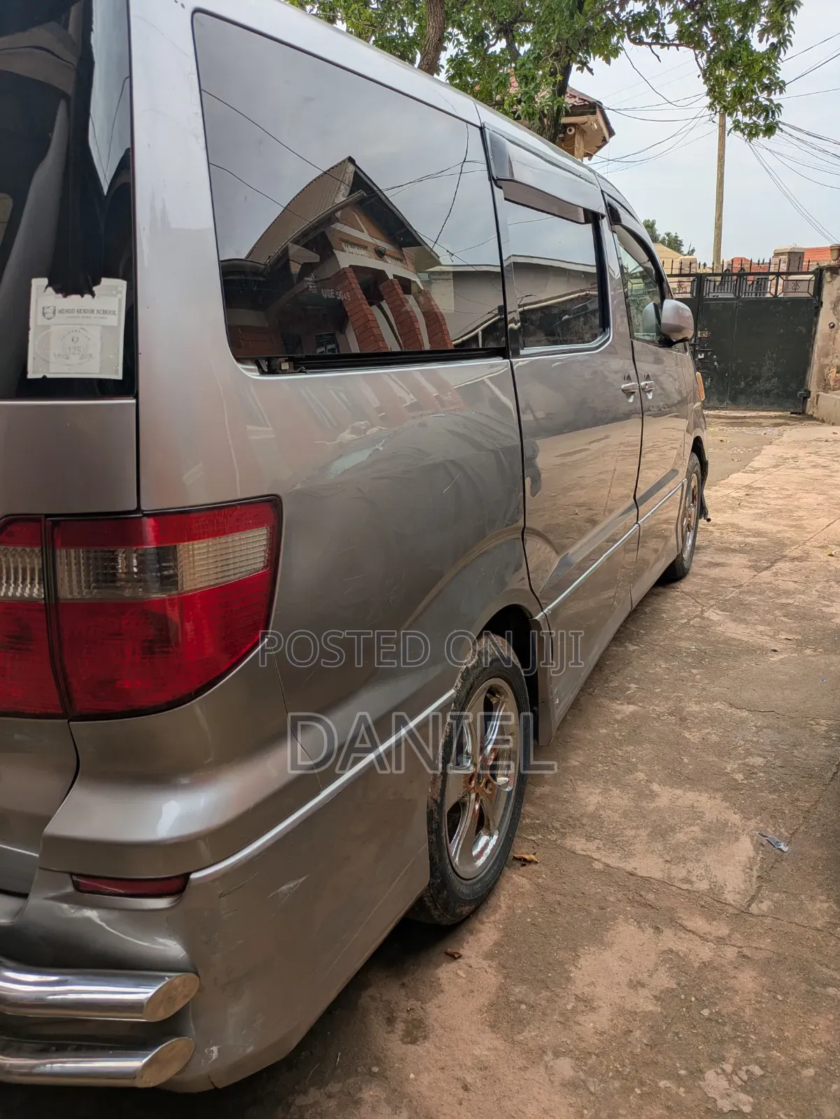 Toyota Alphard 2.4 Petrol AWD 2004 Gray
