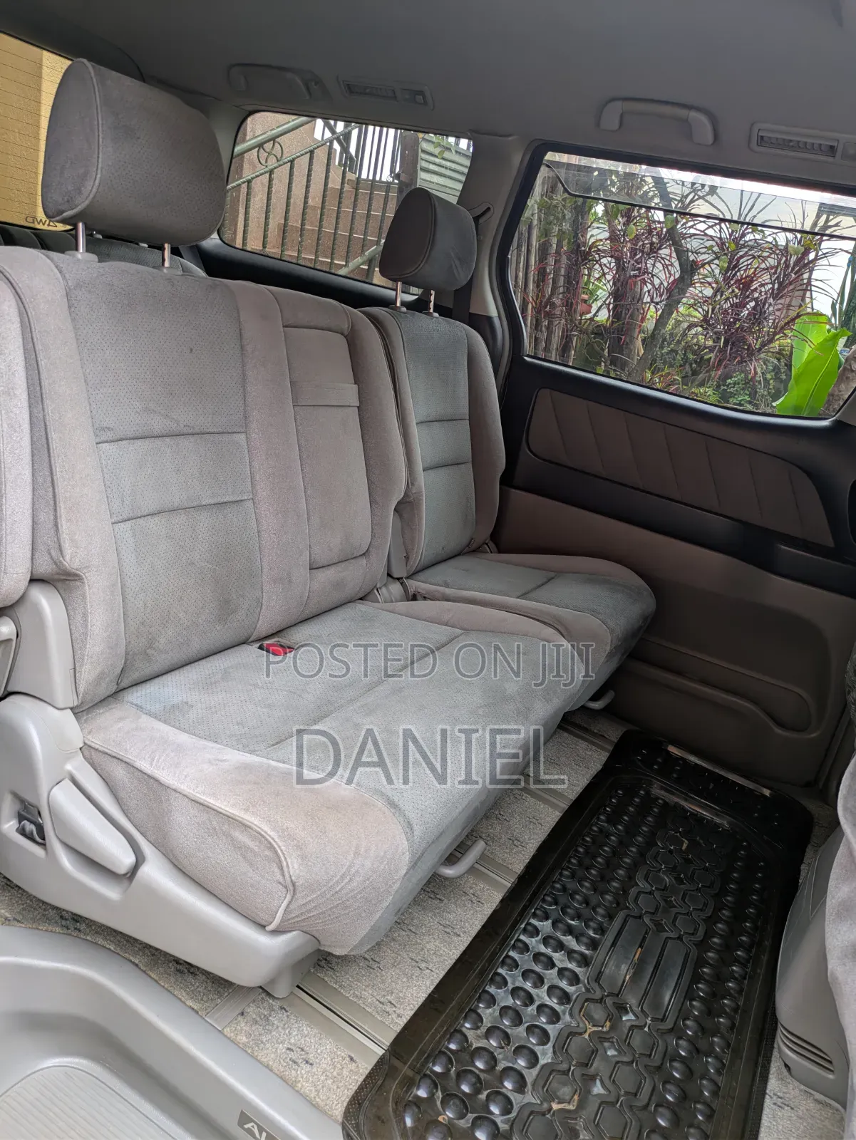 Toyota Alphard 2.4 Petrol AWD 2004 Gray