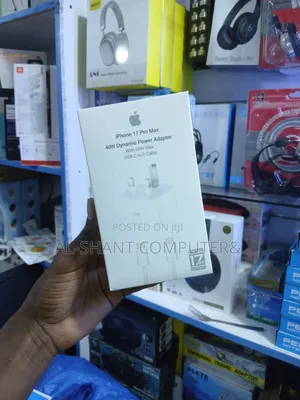 iPhone 17 Pro Max 40w Dynamic Power Adapter