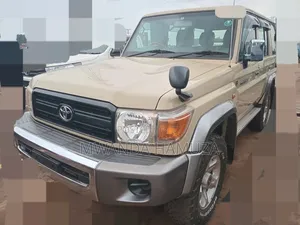 Toyota Land Cruiser 2015 Brown