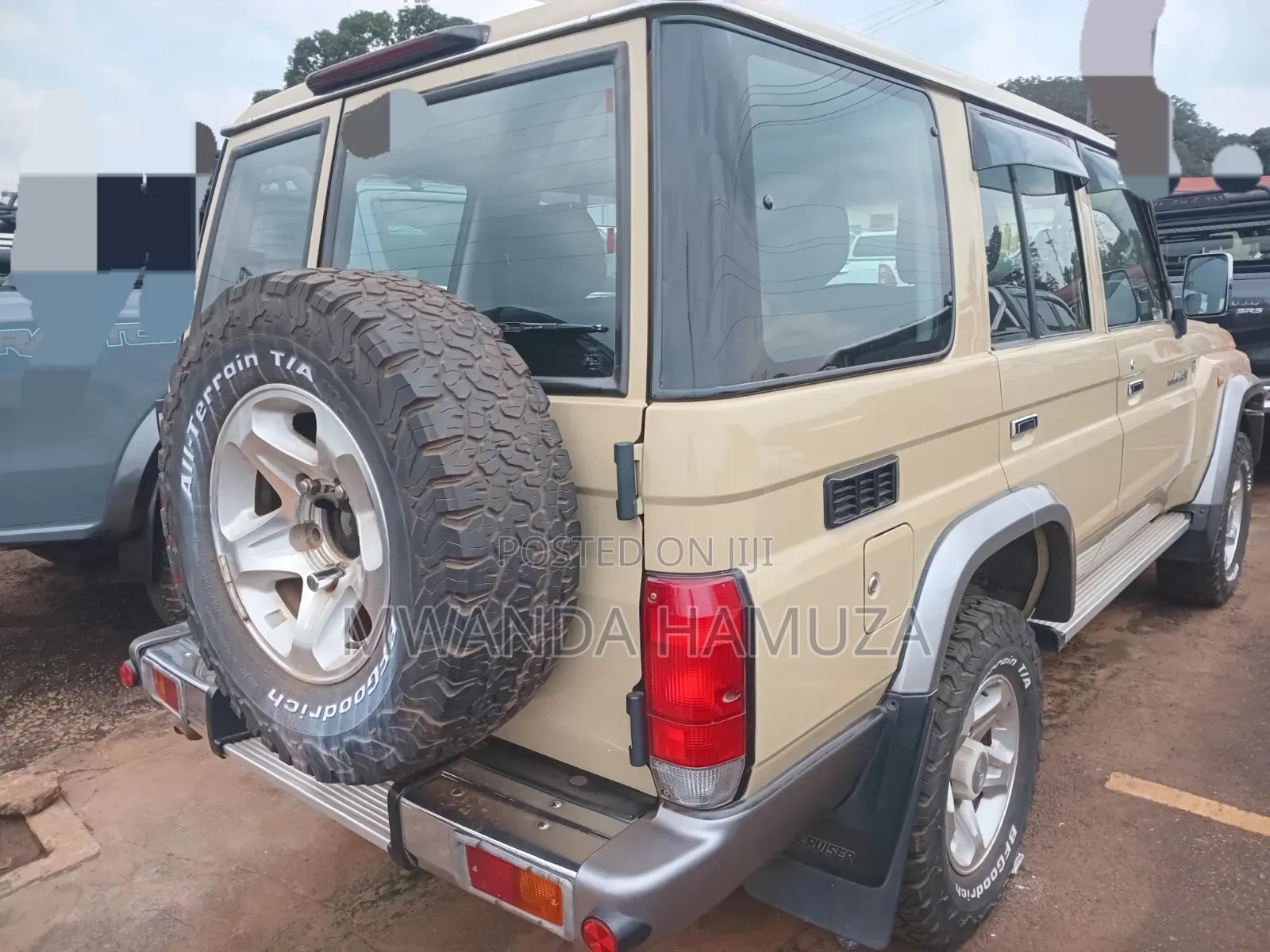 Toyota Land Cruiser 2015 Brown