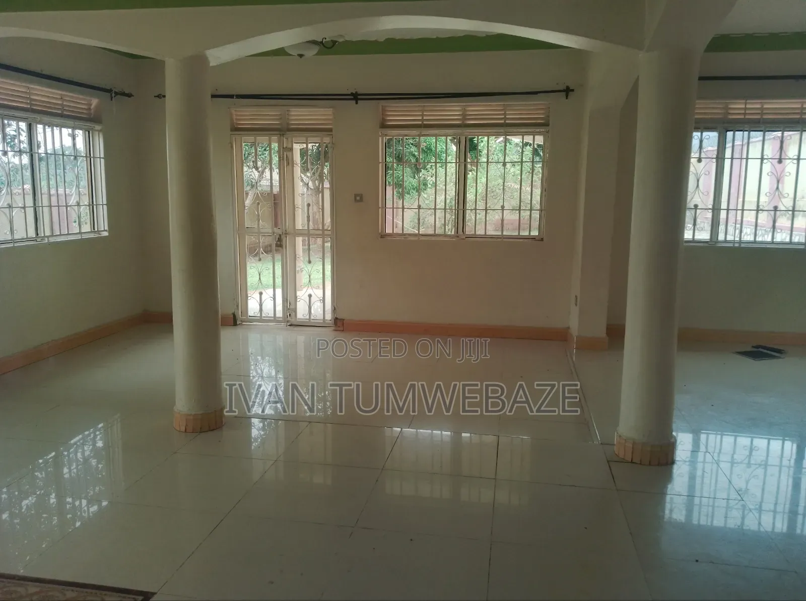 4bdrm House in Kawuku, Central Division for rent