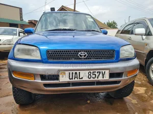 Toyota RAV4 Automatic 2000 Blue