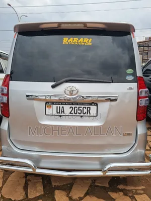 Toyota Noah 2013 Silver