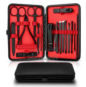 18-Piece Grooming Kit