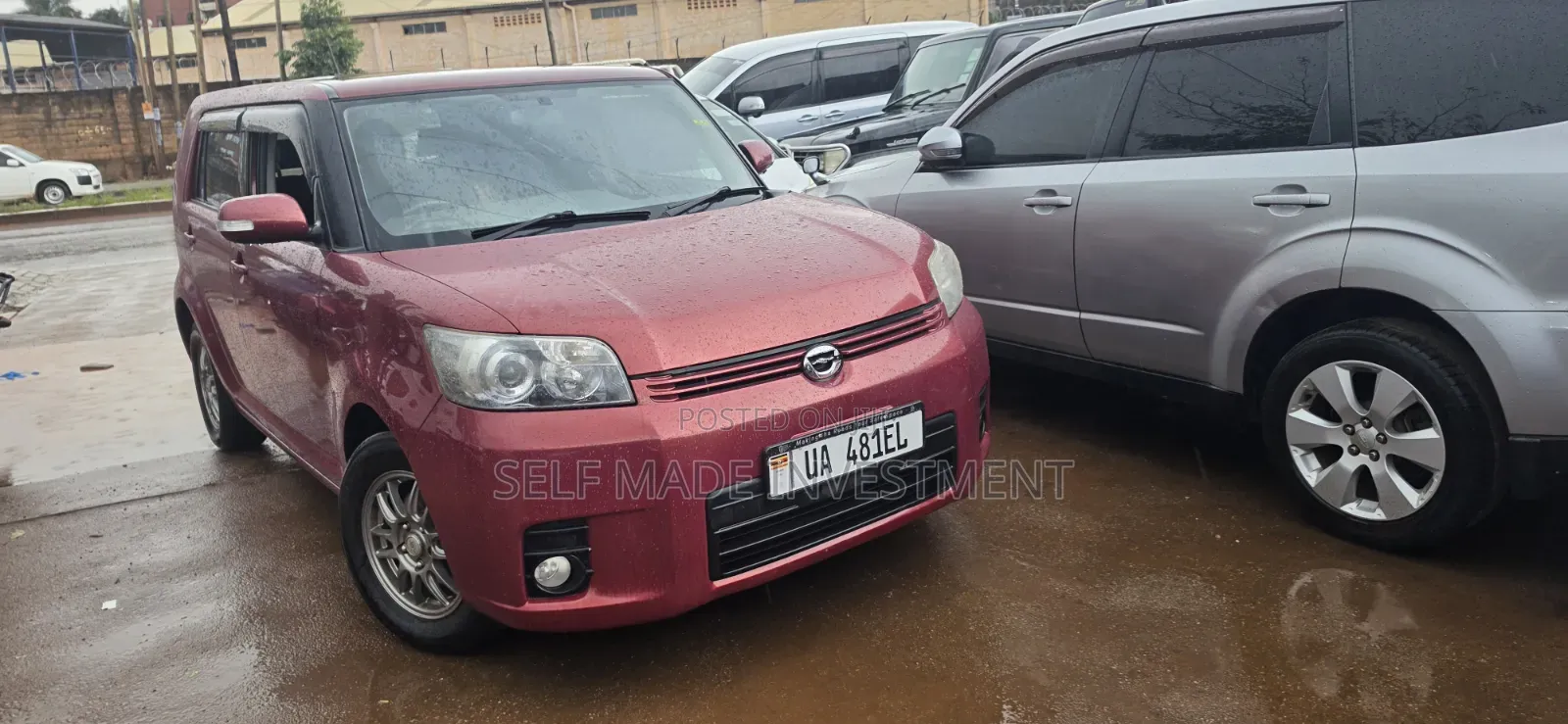 Toyota Corolla Rumion 2011 Brown