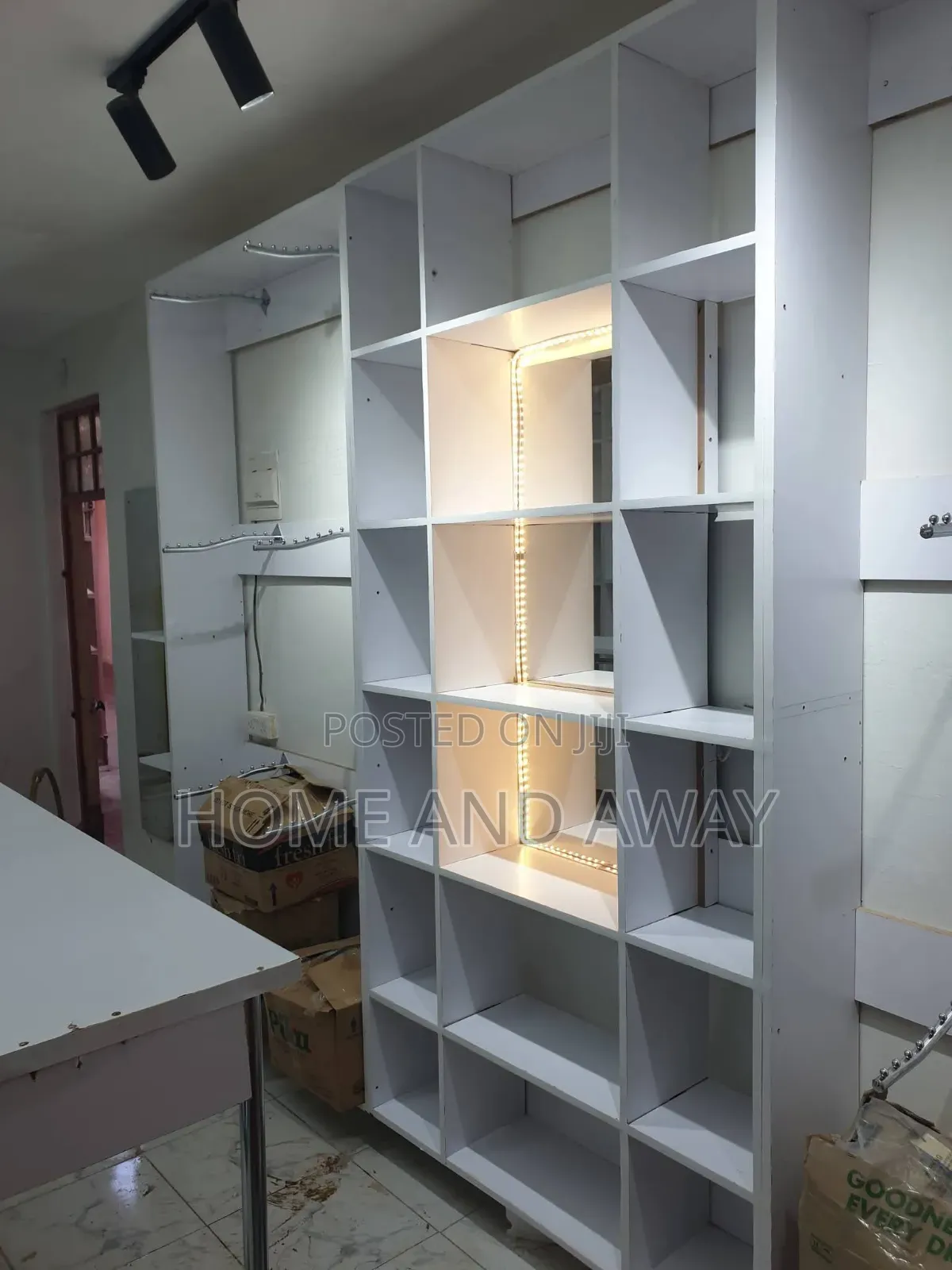 Partitions and Shelving Services for Shops and Stores