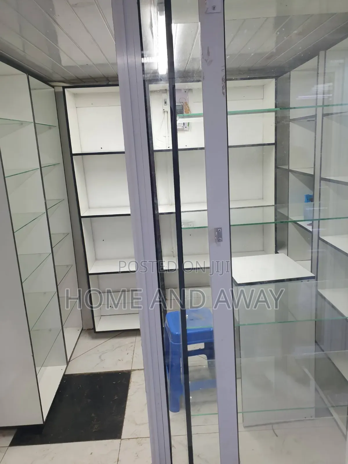 Partitions and Shelving Services for Shops and Stores