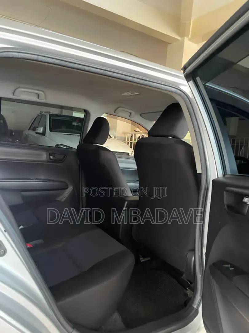 Toyota Corolla Fielder 1.5 Petrol AWD 2013 Silver