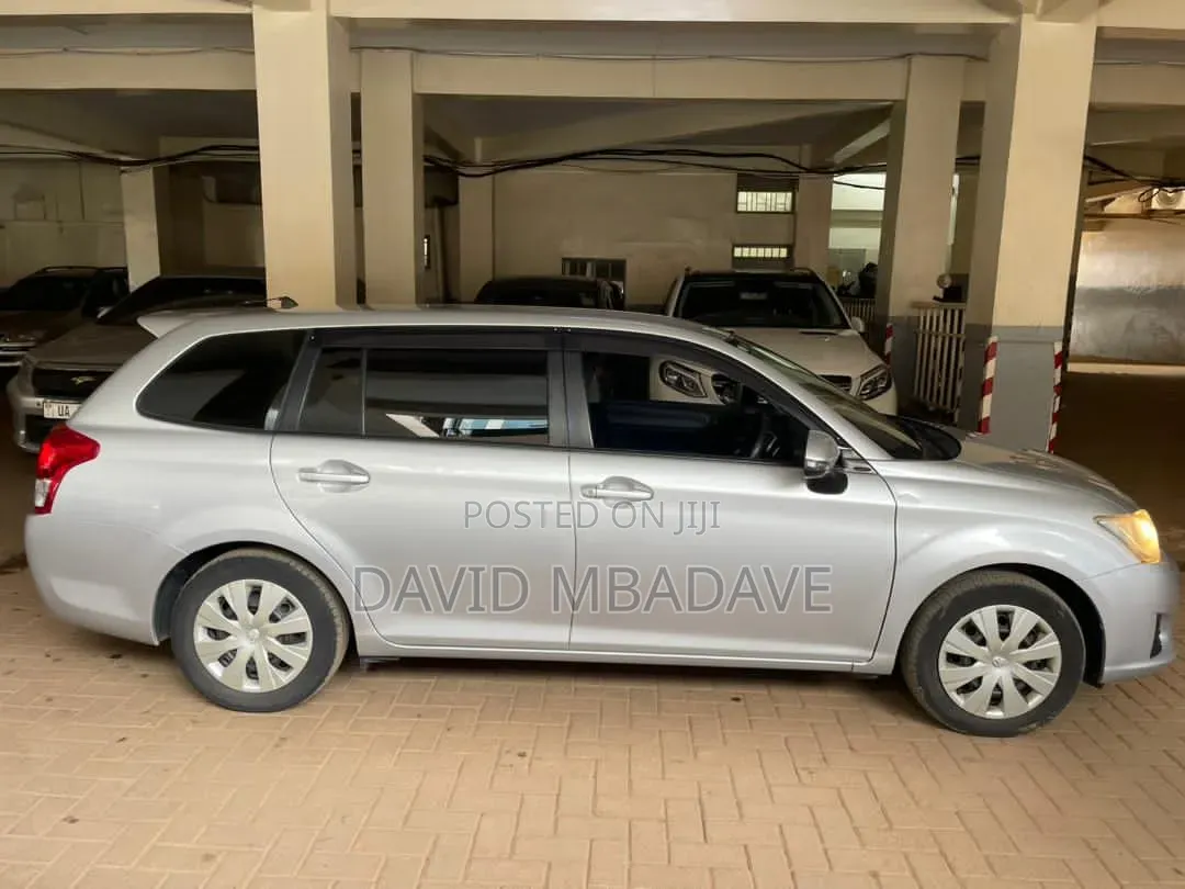 Toyota Corolla Fielder 1.5 Petrol AWD 2013 Silver