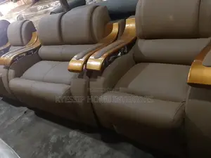 Fibre Sofaset ,5 Seater