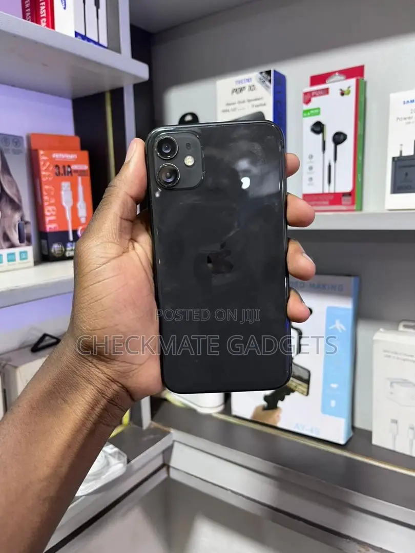 Apple iPhone 11 64 GB Black