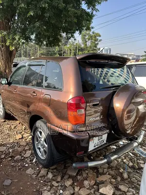 Toyota RAV4 Automatic 2003 Gold