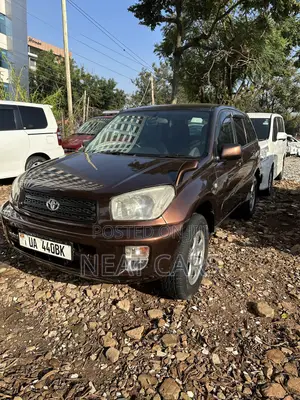 Toyota RAV4 Automatic 2003 Gold