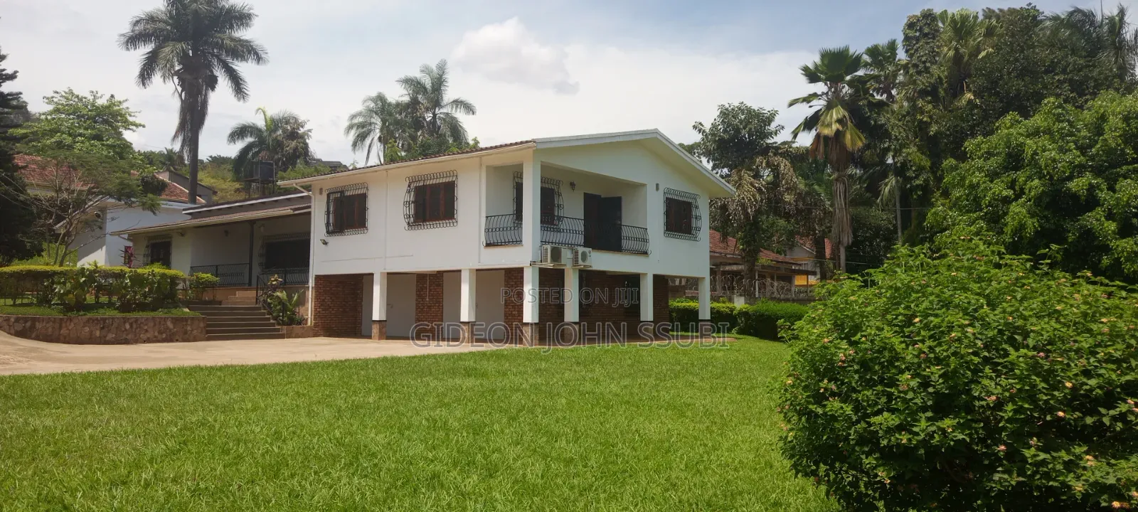 4bdrm Mansion in Muyenga, Makindye for rent