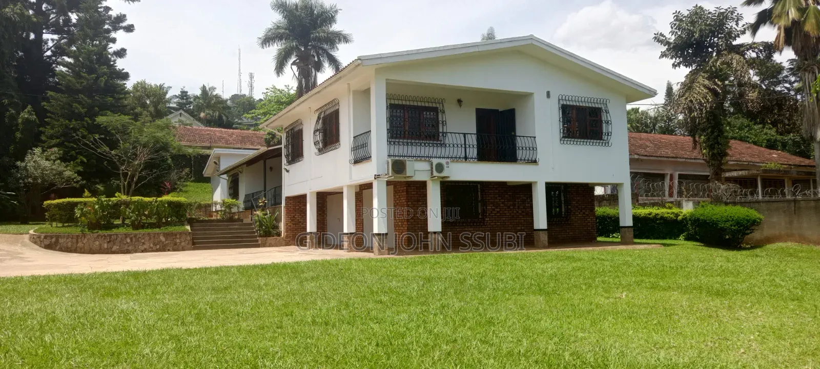 4bdrm Mansion in Muyenga, Makindye for rent