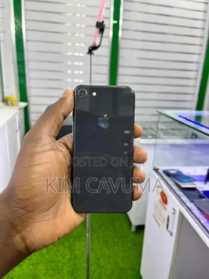 Apple iPhone 8 128 GB Black