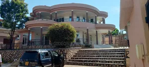 5bdrm Mansion in Makindye for rent