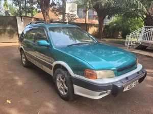 Toyota Carib 1995 Green