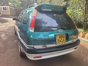 Toyota Carib 1995 Green