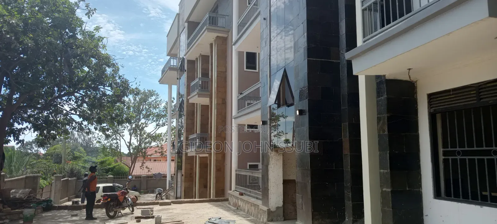 3bdrm Apartment in Bunga Ggaba Road, Makindye for sale