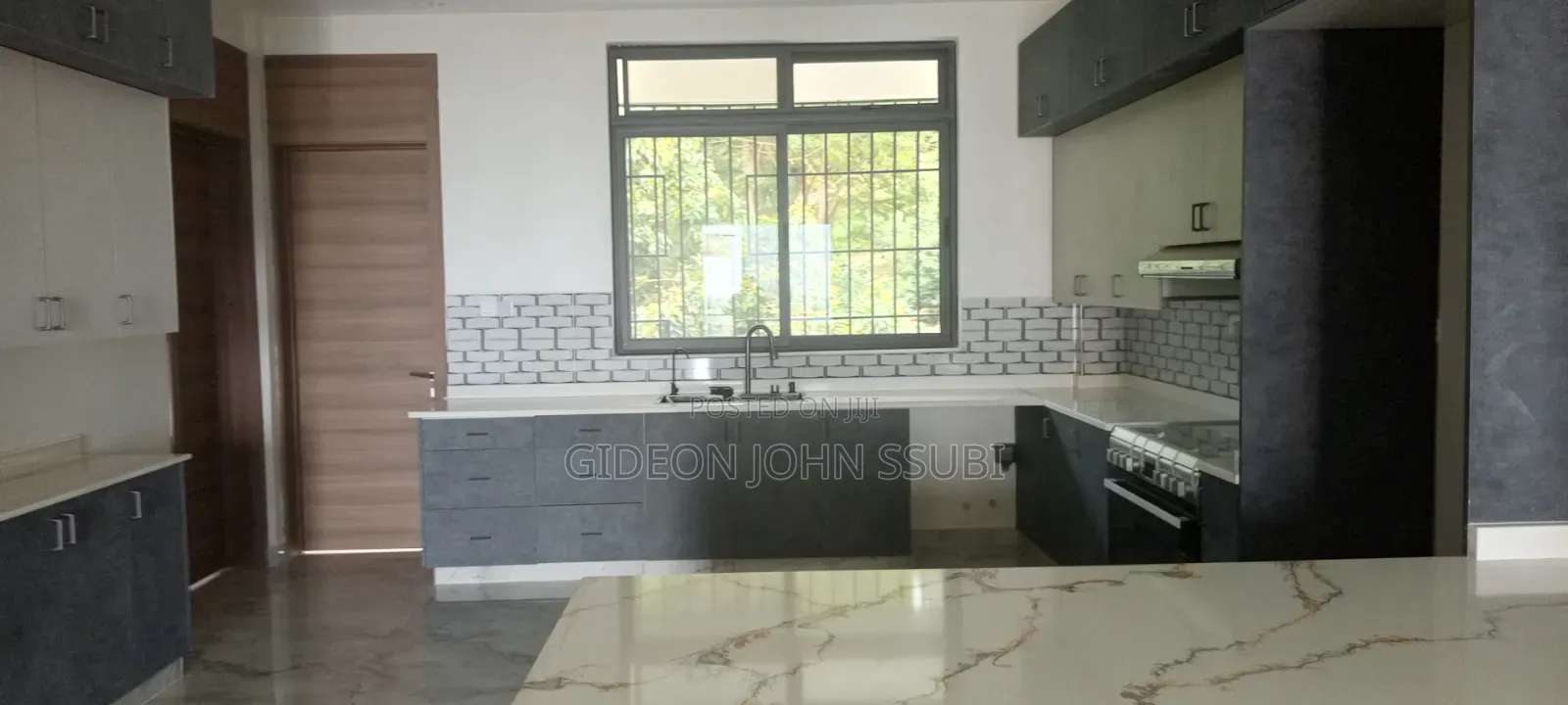 3bdrm Apartment in Bunga Ggaba Road, Makindye for rent